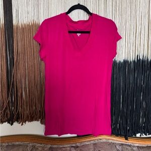 Pink Mossimo short sleeve V-neck t-shirt; excellent condition